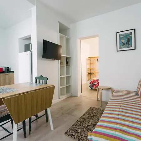 Zelitre Apartment